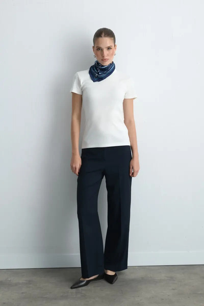 Gusto Короткий рукав Basic Бавовняна футболка - Екрю