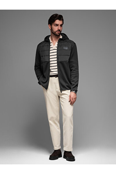 OMBRE Men's lightweight jacket with hood and decorative quilting - black V5 OM-JANP-0160