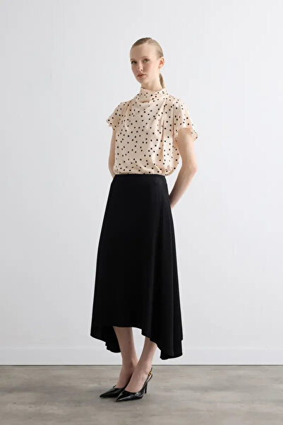 Gusto Asymmetrical Cut Satin Skirt - Black