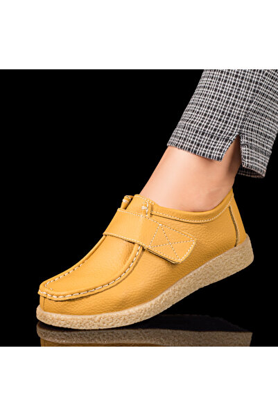 Modlet.ro Γυναικεία κίτρινα casual παπούτσια με χαμηλό τακούνι από δέρμα MOD0...