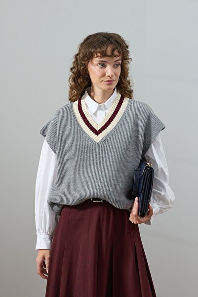 Ceylan Otantik Gri V Yaka Süveter