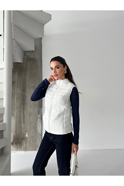 ABOUT US Quilted Fully Padded Seasonal Regular Fit Vest # 4630