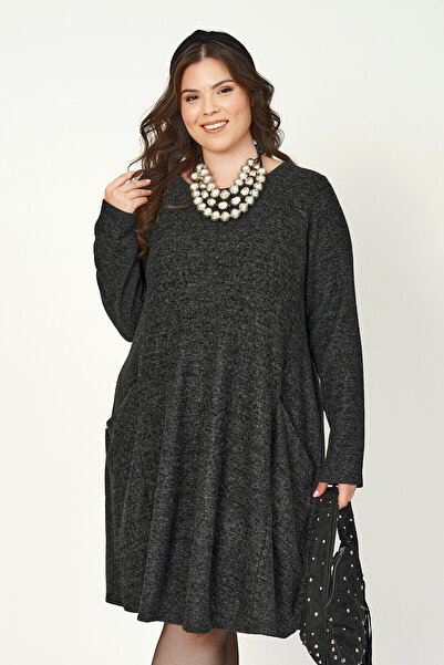 Büyük Moda Tricot Dress with Side Pocket Detail