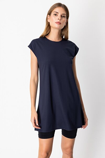 ON Μπλουζάκι με λαιμόκοψη με βασικό σχέδιο