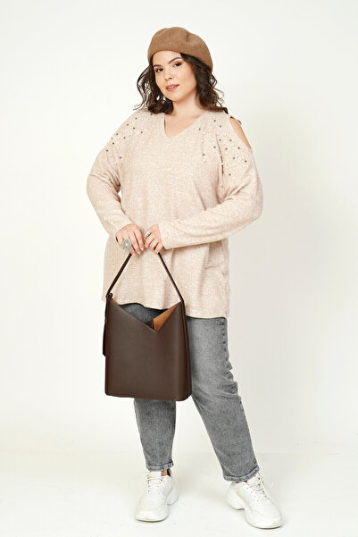 Büyük Moda Tricot Sweater with Pearl and Stone Details