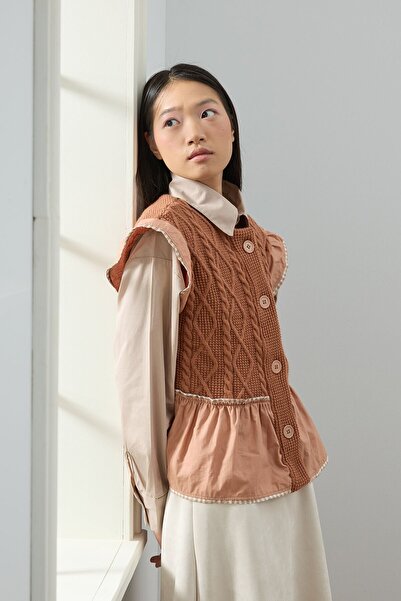 Ceylan Otantik Πλεκτό γιλέκο με βολάν σολομού