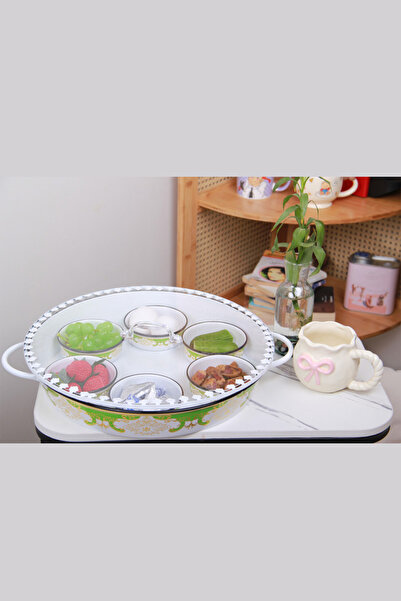 Generic صينية إفطار بغطاء مع زبديات تقديم