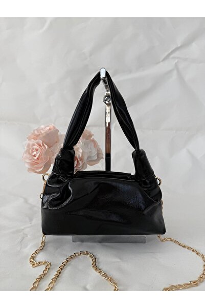 melecco Women's Shoulder and Strap Bag – Stylish Model with Chain Detail, Sui...
