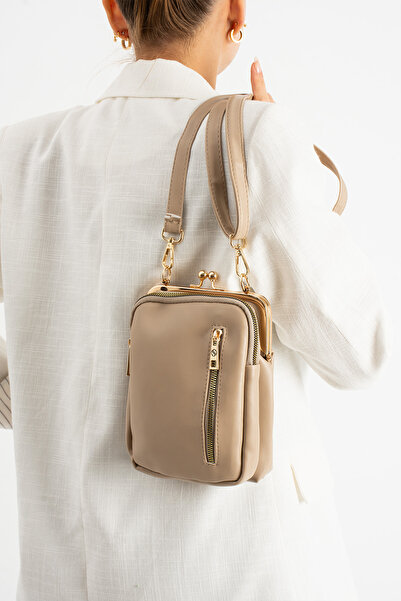 Sanmorris 1433 Adjustable Crossbody Faux Leather Shoulder and Crossbody Bag with Gold Accessories