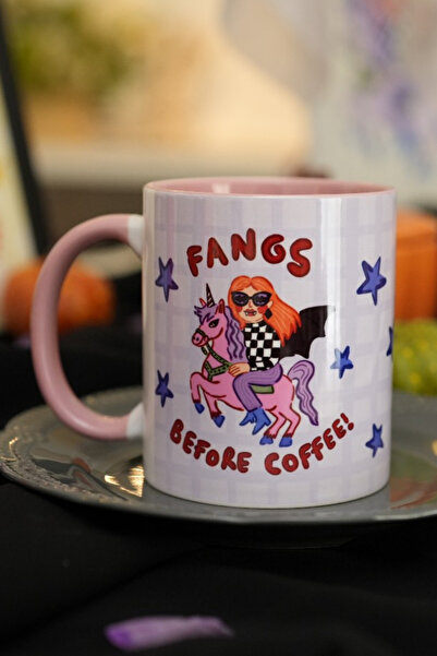 Hello Melody Design "FANGS" Kupa – Halloween & Cadılar Bayramı Temalı Dijital Baskılı Hediyelik 330cc