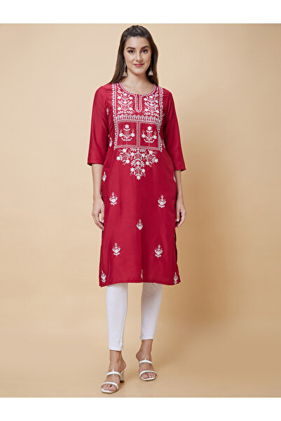 Globus By Styli Red Embroidered Round Neck Straight Kurta