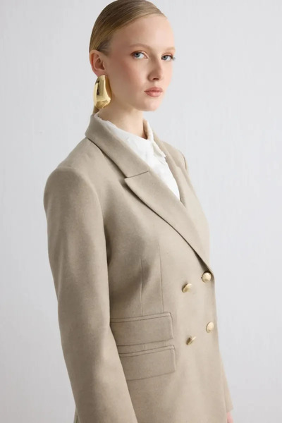 Gusto Double-Breasted Cashmere Jacket - Beige