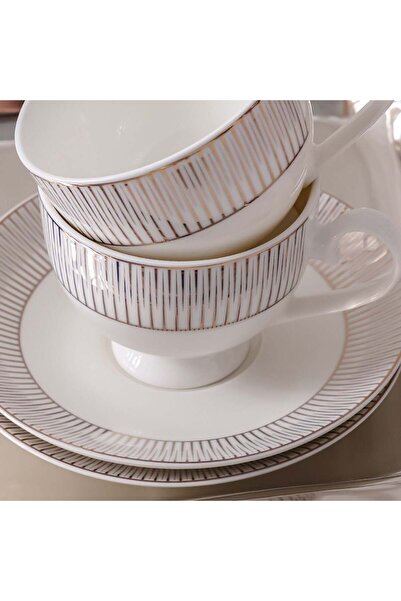 Danube Home Youthful Bite Ellipse Tea Set – 8-Piece Porcelain Cups & Saucers for 4, Elegant & Giftable