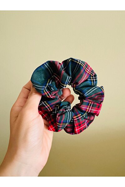 White Alamode Green Plaid Christmas Brooch