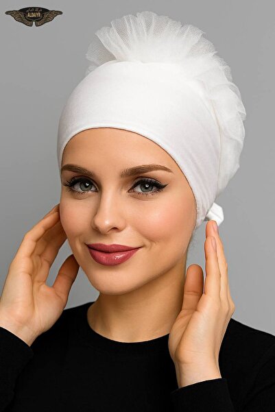 ALADİYAR Ruffled Bonnet