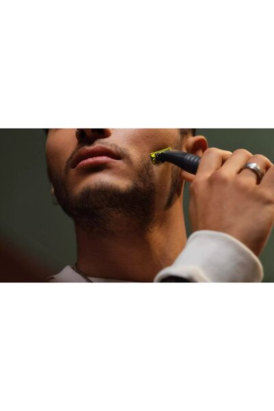 Philips One Blade Face Shaver, QP1424/10