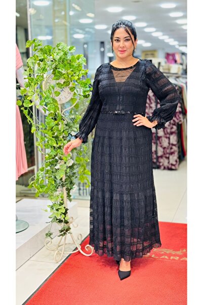 live forever Büyük Beden Siyah Şifon Uzun Abiye Elbise – Transparan Detaylı Şık Davet Elbisesi