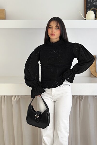 FEMELLE Black Fisto Brode Detailed Knitwear Blouse Standard Size
