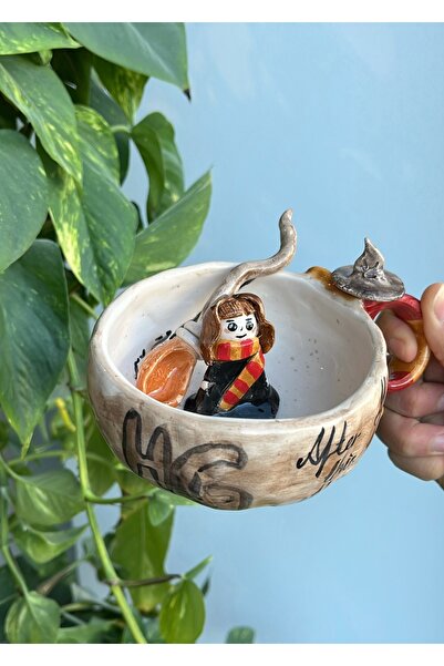 visera Harry Potter Series Hermione Granger Figured Handmade Mug+ Spoon in the Shape of a Broomstick as a Gift
