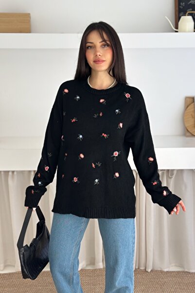 FEMELLE Black Embroidered Knit Sweater Standard Size