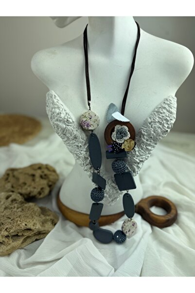 SEDEF TAKI Gri ahşap çiçekli kolye