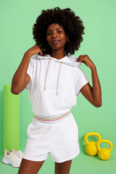 BONY SOCKS Fun Giraffe Women's Towel Sweatshirt White