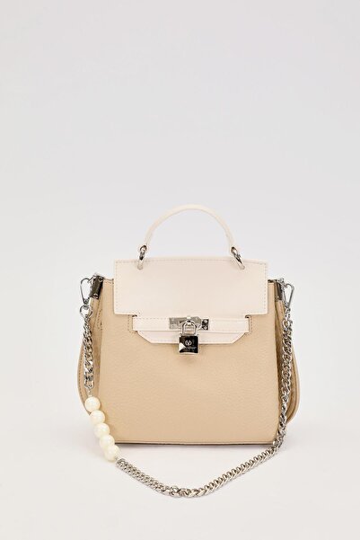 Levidor Cream Pearl Strap Detailed Handbag