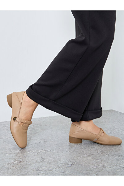 Take Two By Styli Floral Metal Buckle Strap Block Heels Shoes