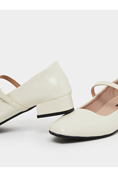 Take Two By Styli Beige Block Heel Mary Jane Shoes