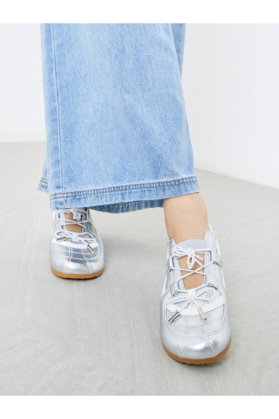 Styli Silver Metallic Lace Up Sneakers