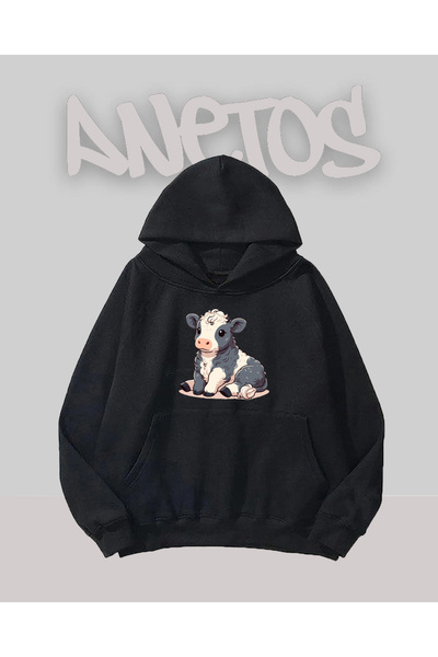 Anetos سويت شيرت أسود مطبوع من الأمام بتصميم لطيف على شكل بقرة
