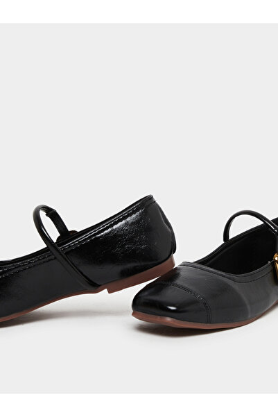 Take Two By Styli Black Buckle Strap Mary Jane Shoes