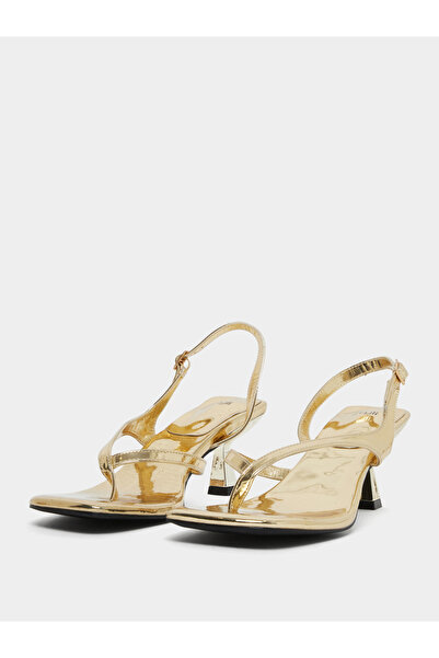 Styli Gold Kitten Heel Thong Sandals