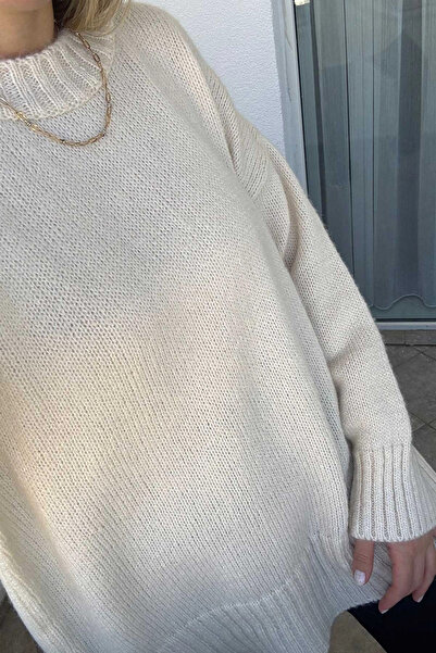 Kubos Moda Loose Fit Ecru Sweater with Cuff Sleeves