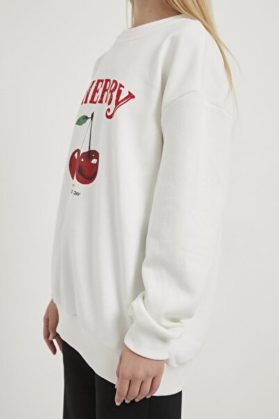 Arma Life Γυναικείο χειμερινό φούτερ με στάμπα Cherry Oversize Λευκό