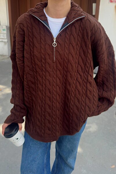 Swist Kahverengi Fermuarlı Dik Yaka Kalın Saç Örgü Oversize Kadın Triko Kazak