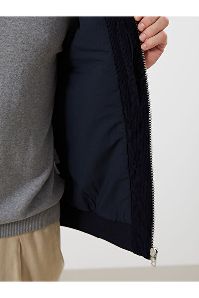 LC Waikiki Sparkling Choices from Shining Store | Standard Fit Shirt Collar Velvet Men's Coat