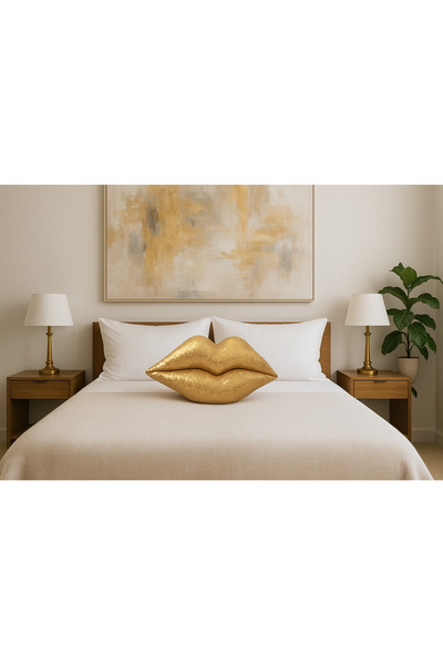 LUMIA ÇEYİZ Sequined Lip Pillow 30 X 48