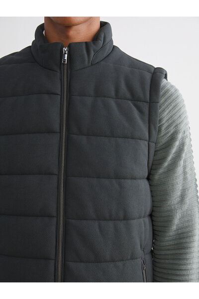 LC Waikiki Sparkling Choices from Shining Store |   Slim Fit Stand Collar Men's Puffer Vest