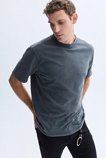Mudo Relax Fit Circular Neck T-Shirt