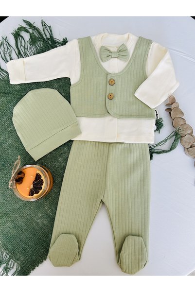 DaphKids Newborn 0-3 Months Baby Boy Set with Hand-Protected Booties, Bow Tie, Vest and Hat - Green