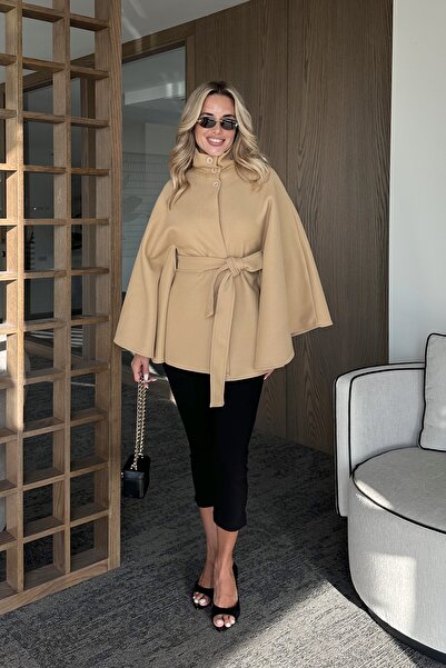 Laluvia Pončo s páskem a knoflíky Camel - 2055