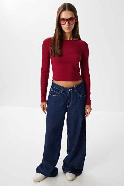 Lovelyİstanbul بلوزة مودال أساسية قصيرة LUB0247 باللون الأحمر الداكن