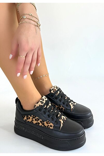 Erbilden Lorrin Black Leather Leopard Detailed Lace-Up Sneakers