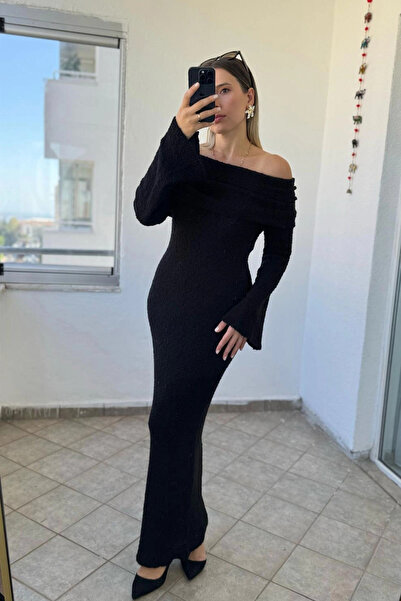 Kubos Moda Μαύρο βαμβακερό φόρεμα με ισπανικό πλεκτό μανίκι Madonna Collar