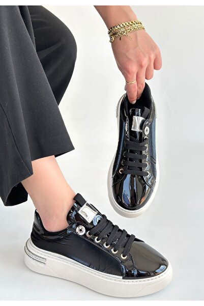 Erbilden Hley Black Patent Leather Parachute Detailed Lace-Up Sneakers