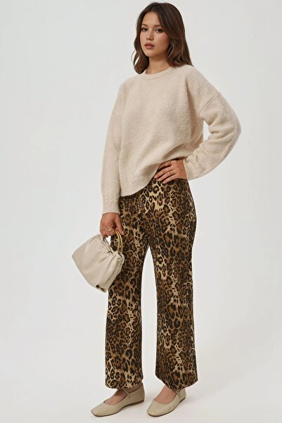 Hiccup Pulover tricotat cu textura moale, cu detaliu tricotat, cu gâtul rotund