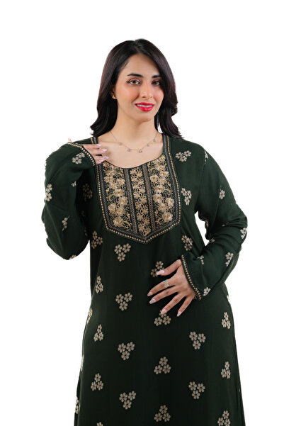 amaan Women Traditional Kashmiri Jalabiya Dress with Floral Embroidered Tabla, I Arabic dress