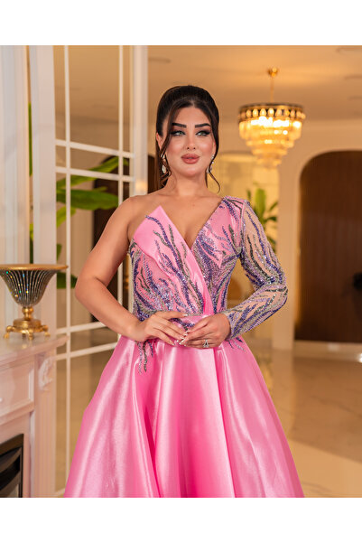 DADO BELLA Pembe Asimetrik Yaka Tek Kol Payetli Boncuklu Kloş Etekli Saten Abiye