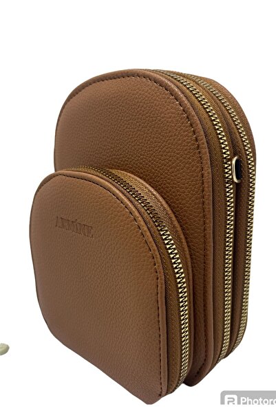 Armine Δερμάτινη τσάντα χιαστί ARM.384.pla, σχεδιασμένη ειδικά ως τσάντα ώμου...